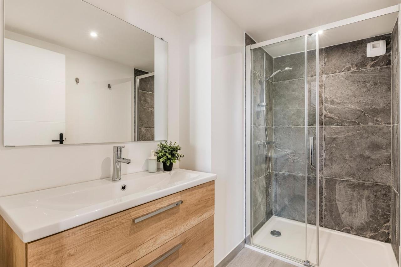Charmant & Spacieux Appartement En Coeur De Ville Saint-Etienne  Esterno foto